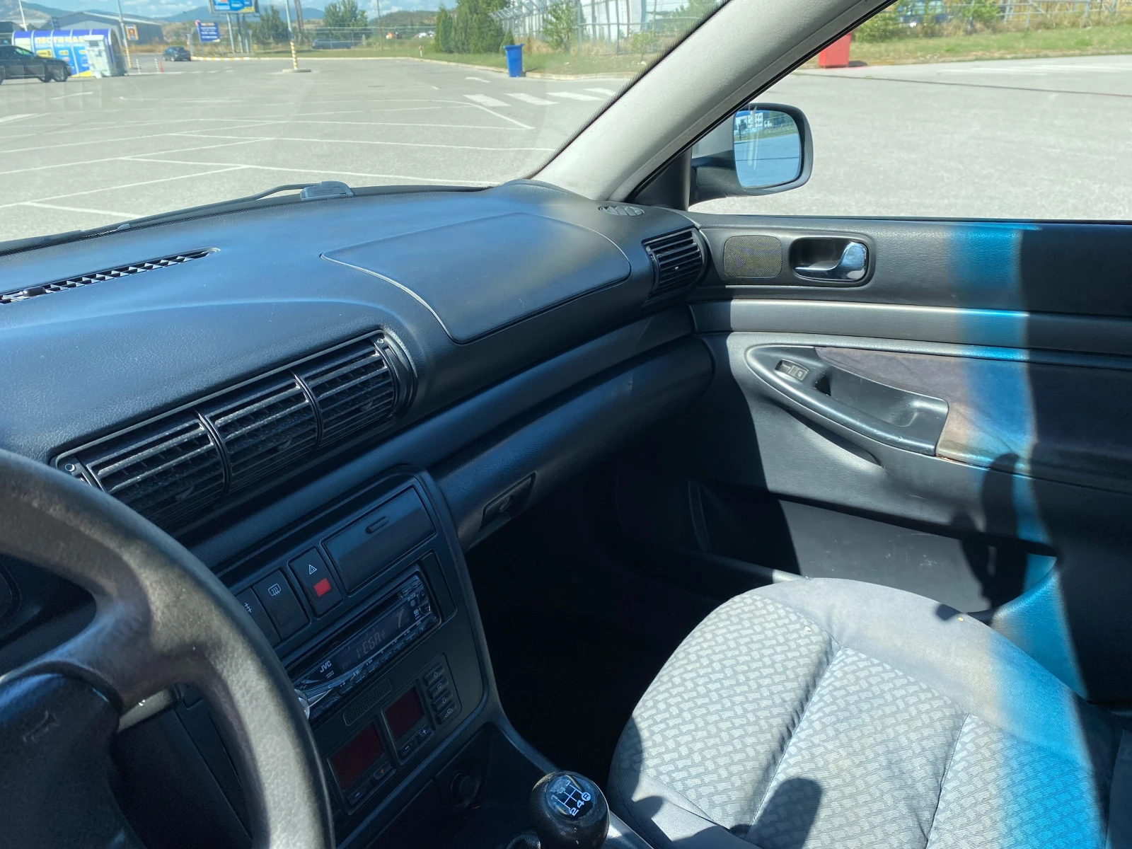 Audi A4 1.6 ГАЗ - изображение 5