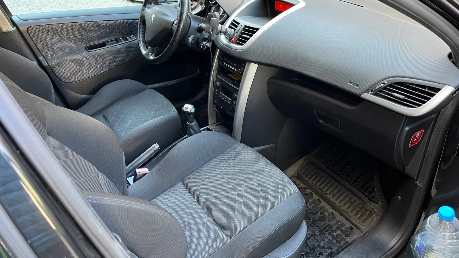 Peugeot 207 1.6 HDI - изображение 7