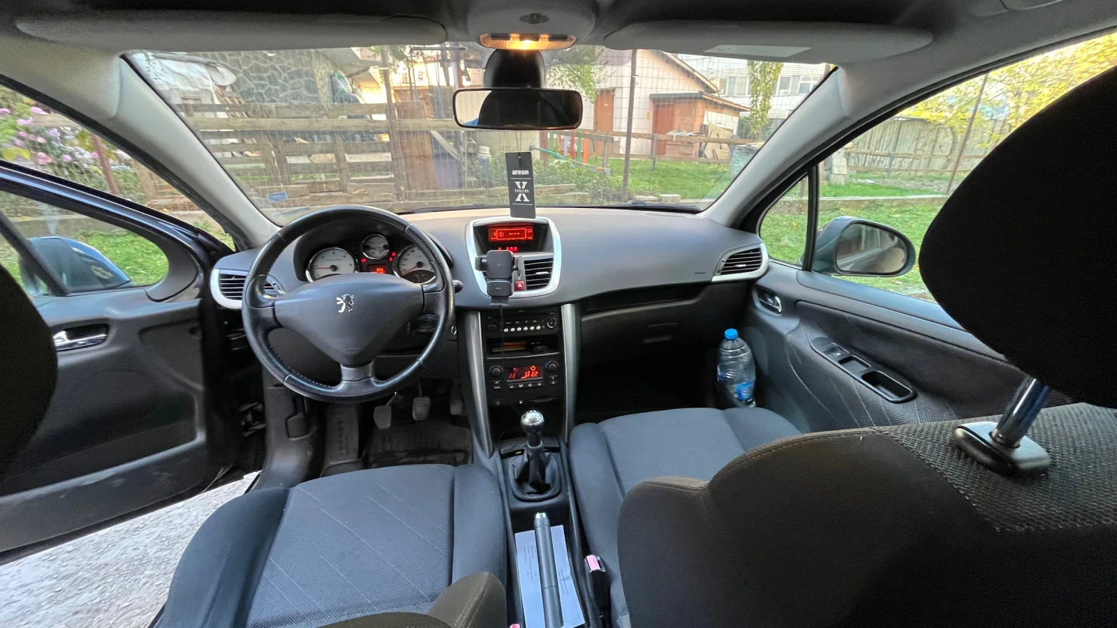 Peugeot 207 1.6 HDI - изображение 2