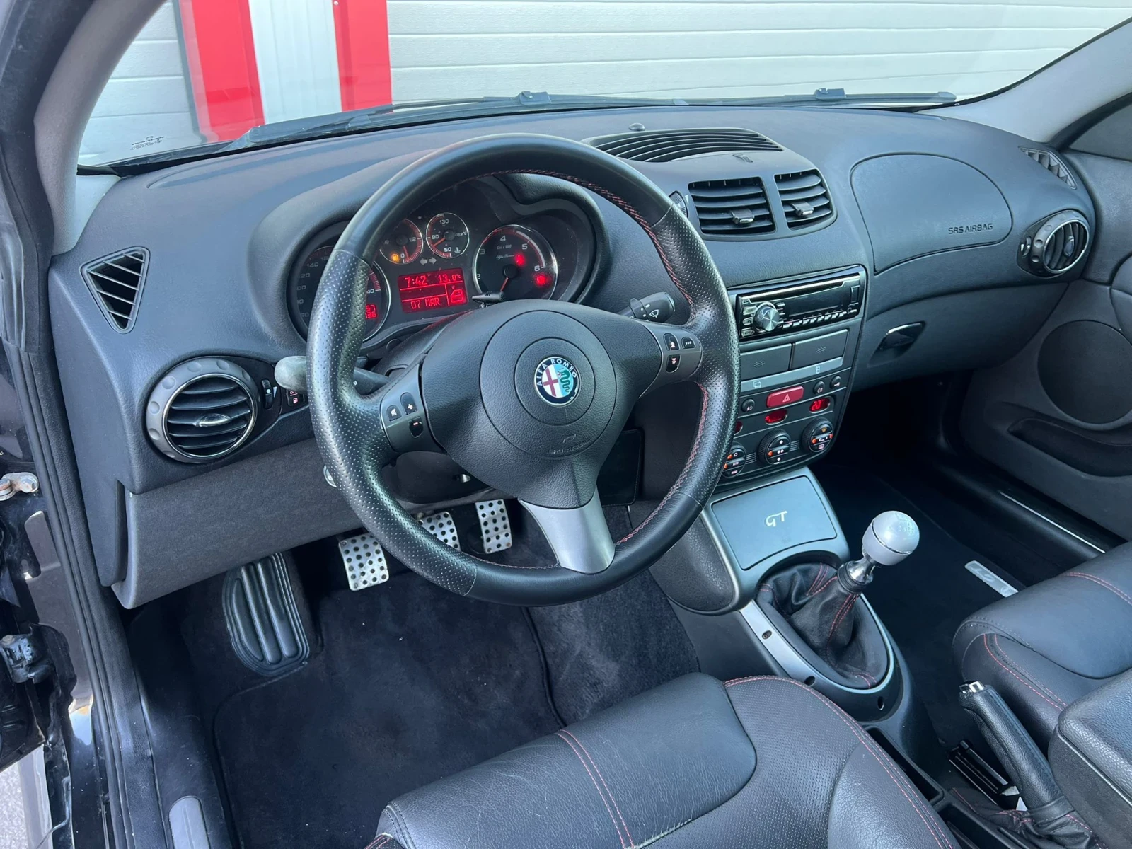 Alfa Romeo Gt 1.9JTD BERTONE Q2 KLIMATRONIK 6- !!! | Mobile.bg   14