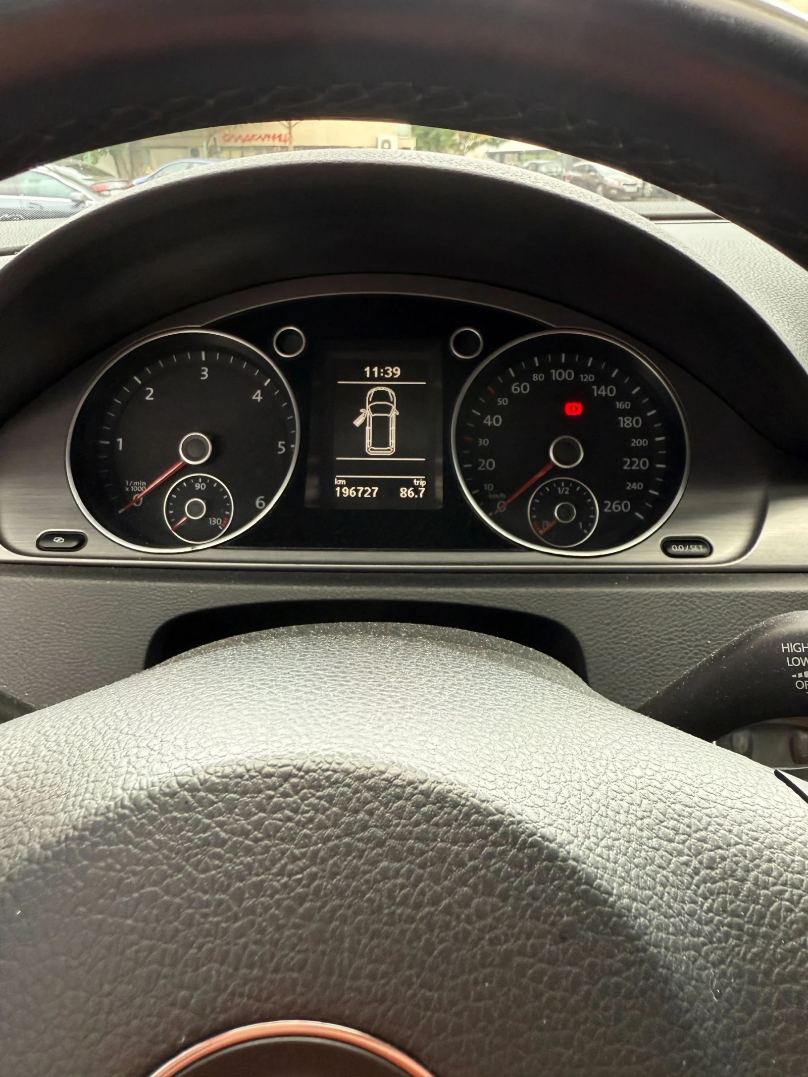 VW Passat 7 - изображение 9