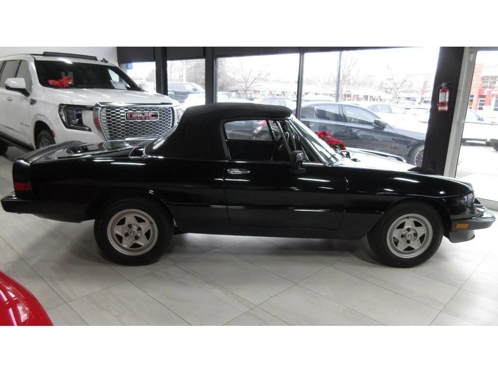 Alfa Romeo Spider * Graduate Spyder Injection * CARFAX * ���� �� �� | Mobile.bg � ����������� 5