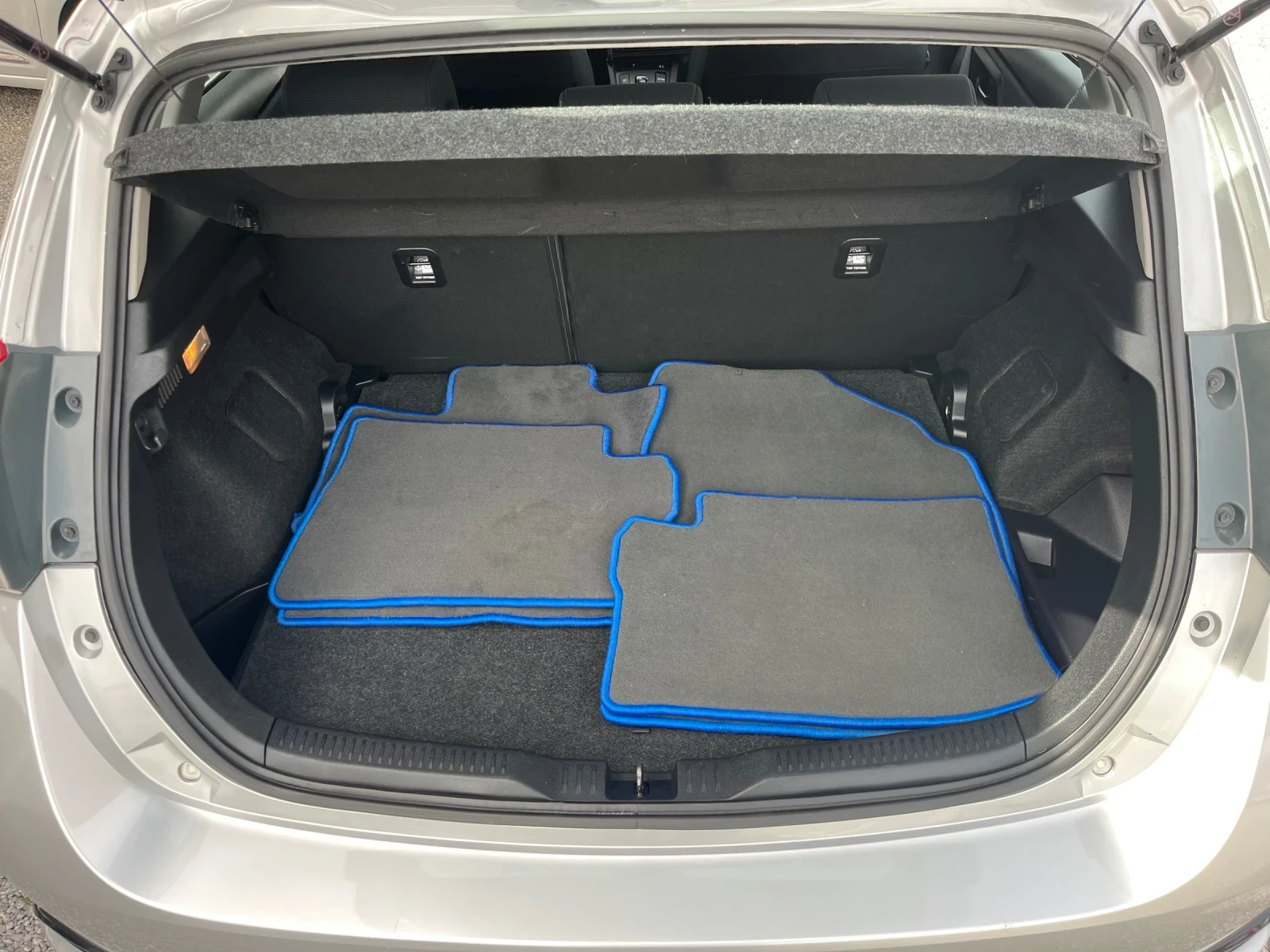 Toyota Auris 1.8Hybrid Active - �������� ������� � Toyota | Mobile.bg � ����������� 14