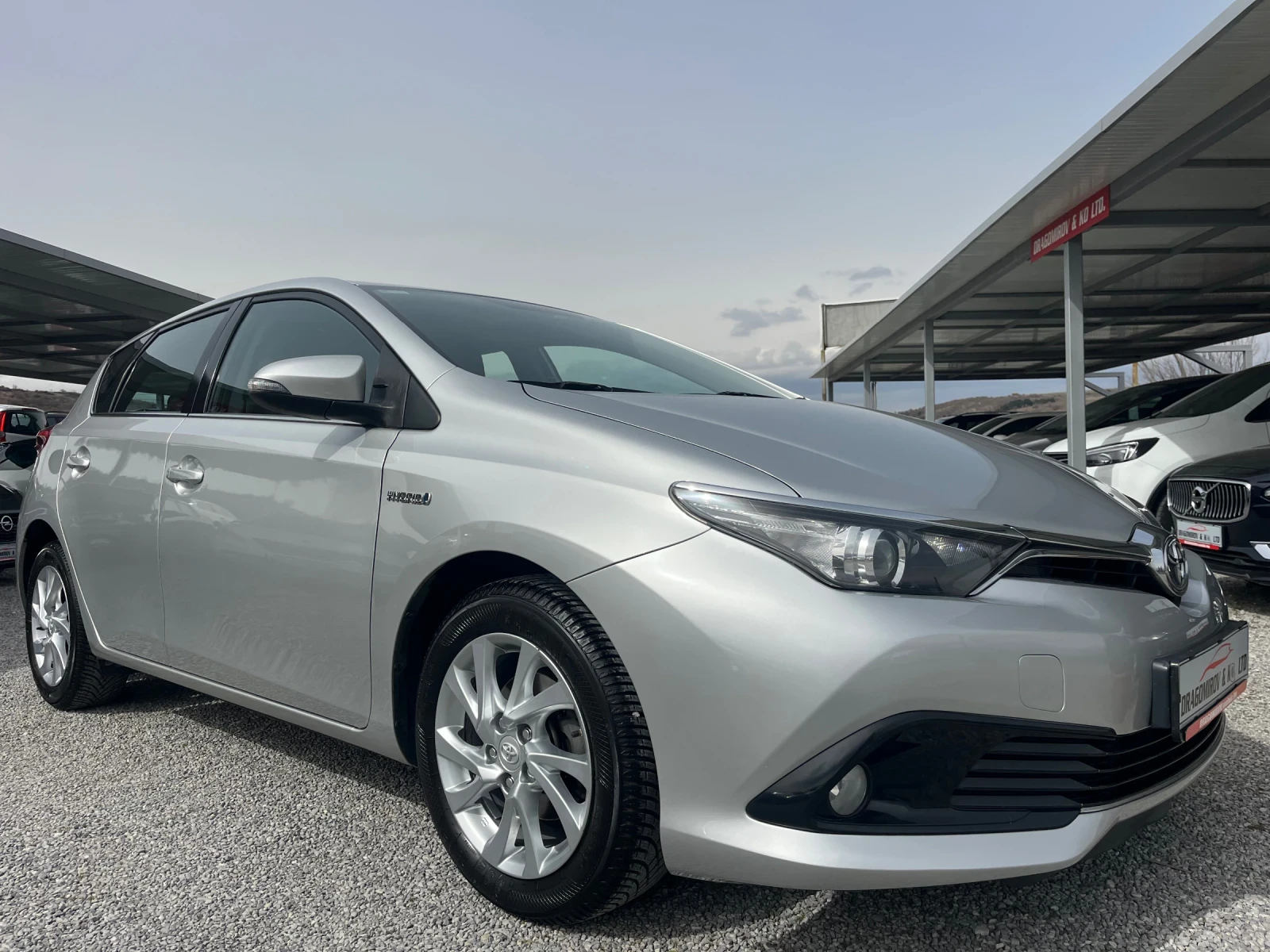 Toyota Auris 1.8Hybrid Active - �������� ������� � Toyota | Mobile.bg � ����������� 3