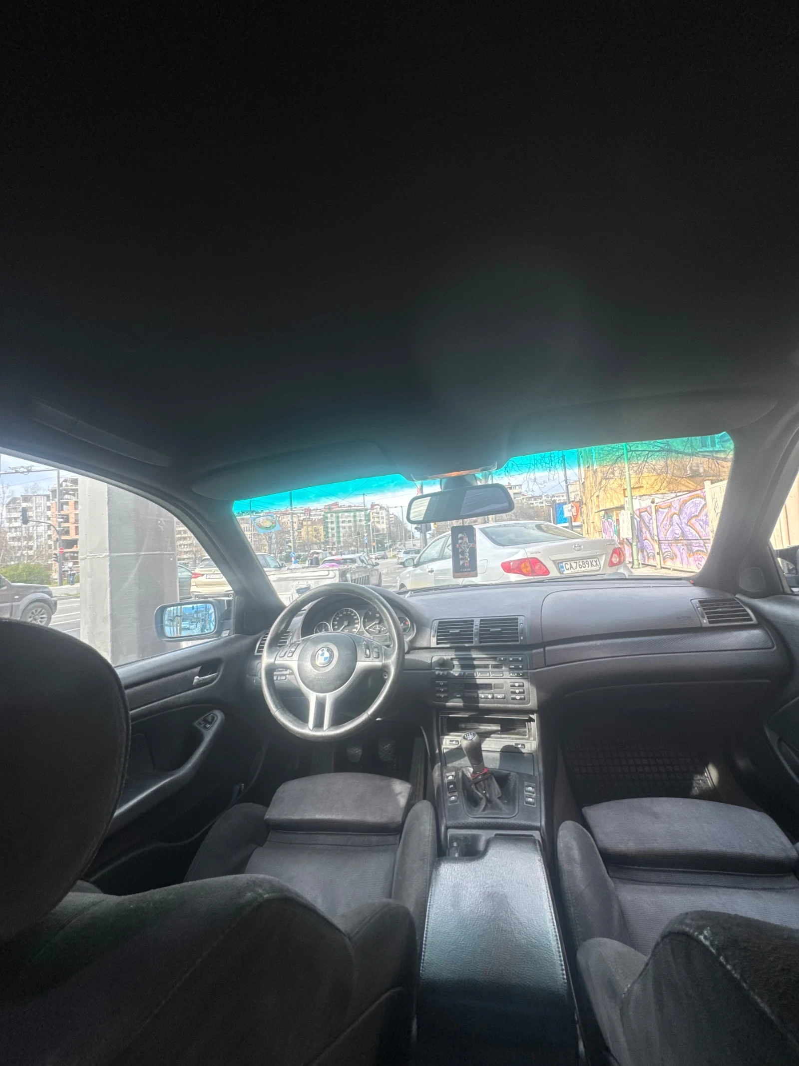 BMW 330, снимка 9 - Автомобили и джипове - 54158633