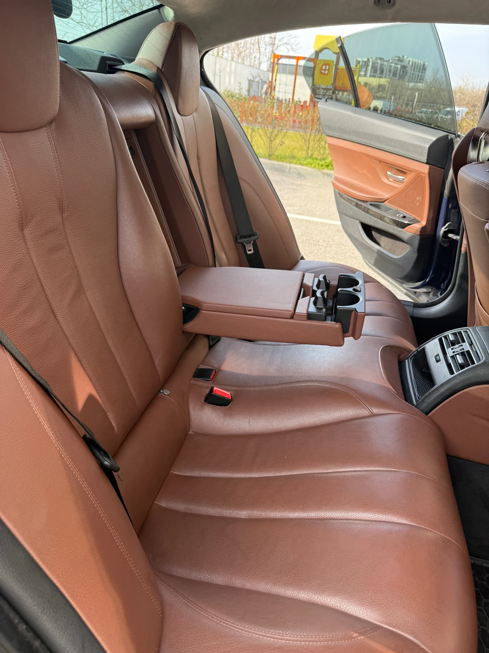 BMW 640 Gran Coupe 640i F06, снимка 11 - Автомобили и джипове - 54444745