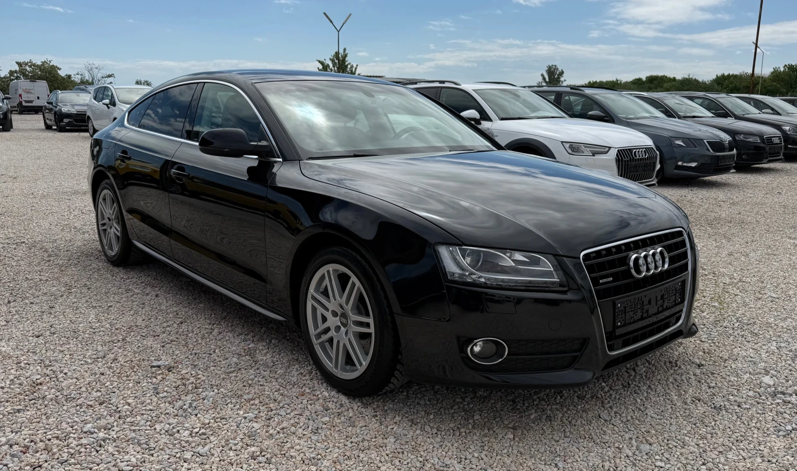 Audi A5 3.0tdi* 239k.c* 4x4* FULL OPTION* TOP, снимка 2 - Автомобили и джипове - 54544021