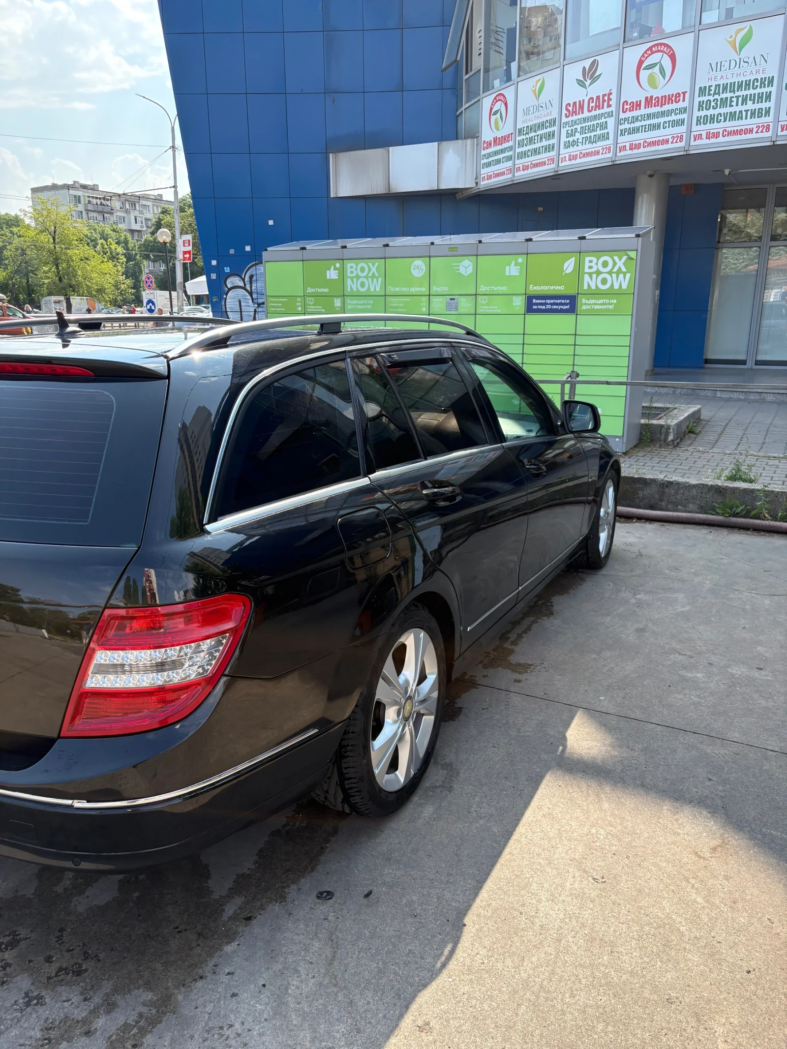 Mercedes-Benz C 200, снимка 2 - Автомобили и джипове - 55112549