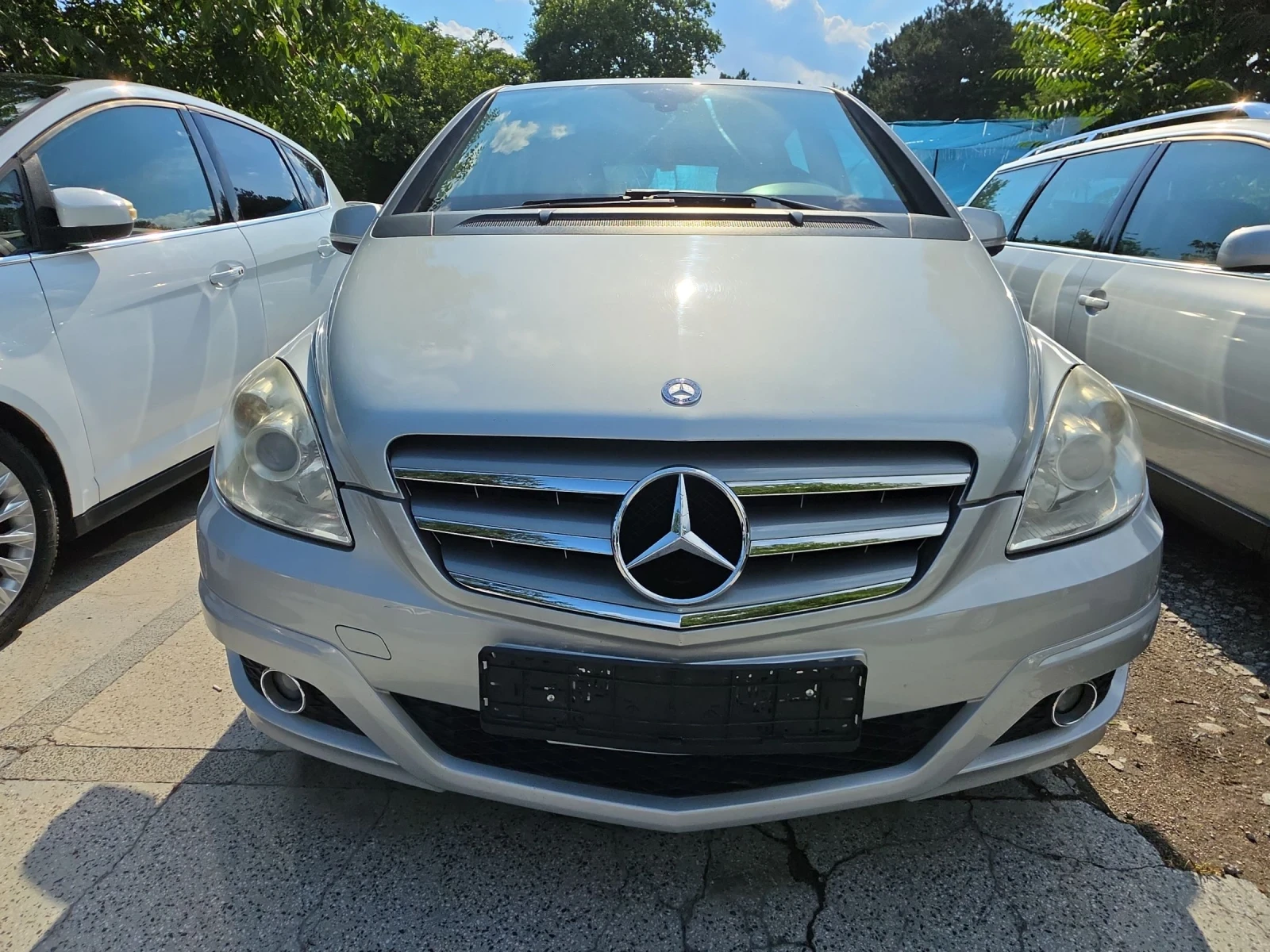 Mercedes-Benz B 200 CDi, снимка 3 - Автомобили и джипове - 55156378