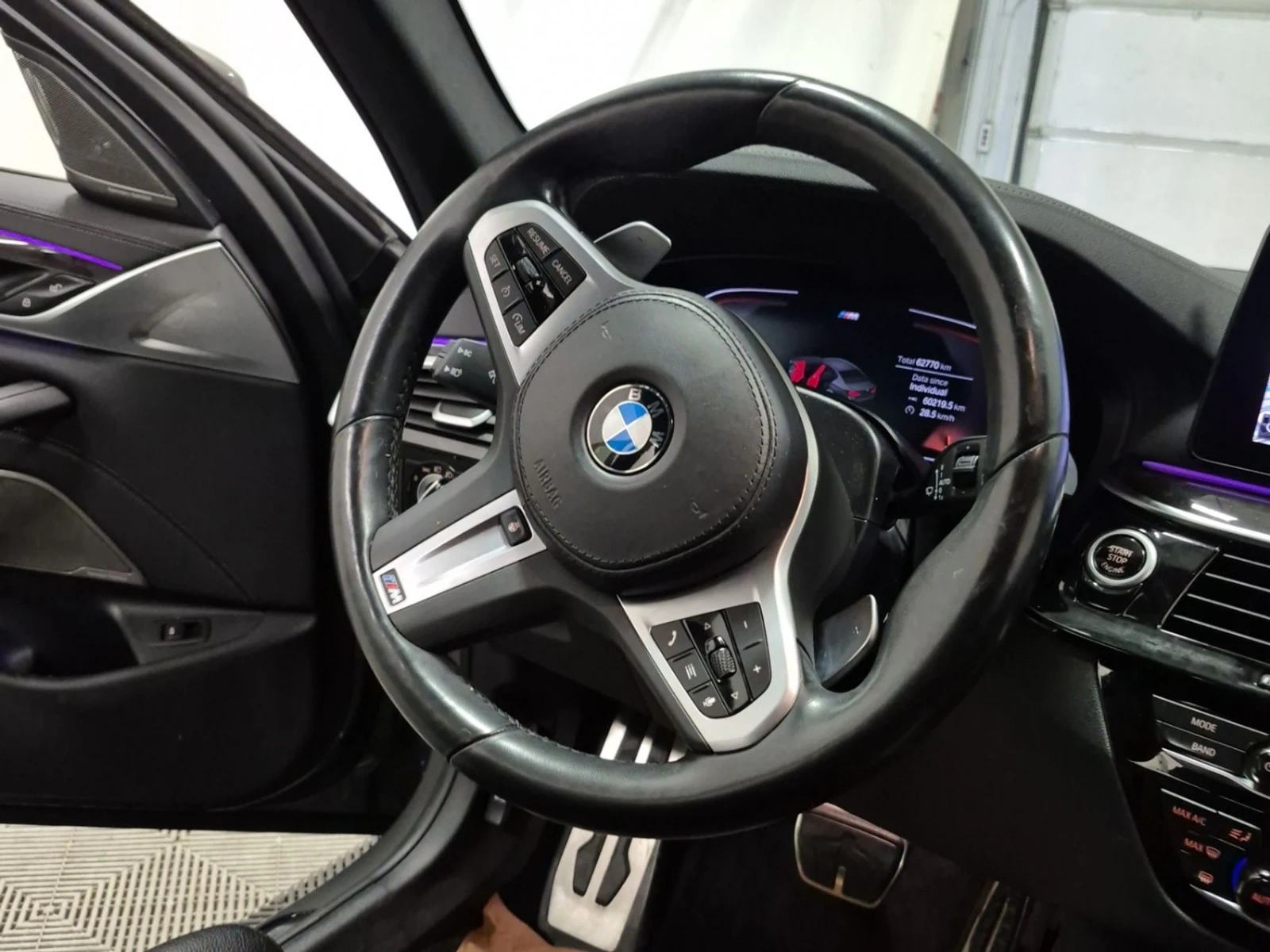 BMW 540 xDrive * M Sport * АвтоКредит * (ЦЕНА ДО БГ), снимка 11 - Автомобили и джипове - 55591915
