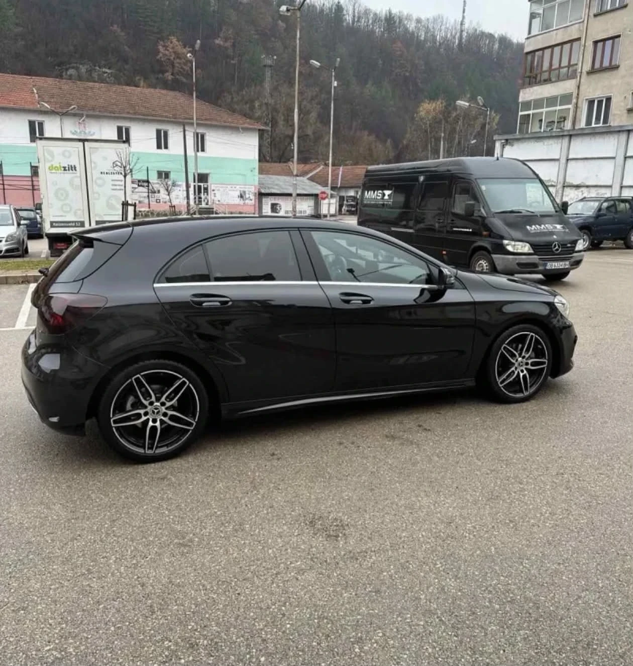 Mercedes-Benz A 200 AMG, снимка 3 - Автомобили и джипове - 55653015
