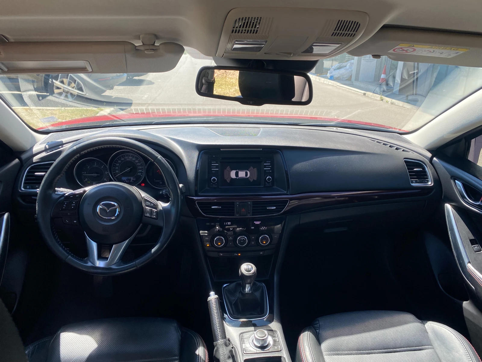 Mazda 6 2.2D SkyActive MT , снимка 14 - Автомобили и джипове - 55734949