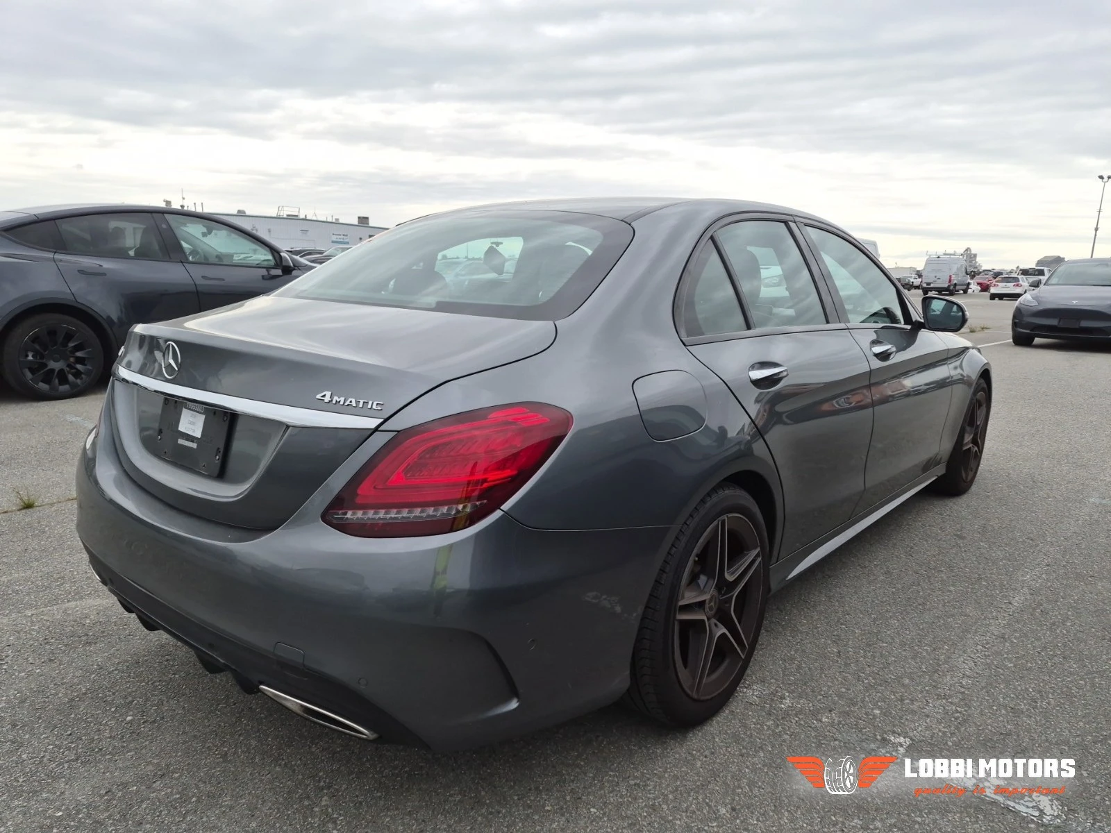 Mercedes-Benz C 300, снимка 3 - Автомобили и джипове - 56103565