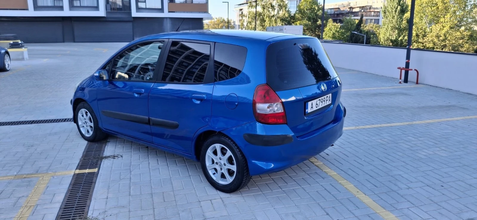 Honda Jazz 1.4 бензин 2007 год , снимка 6 - Автомобили и джипове - 56345211