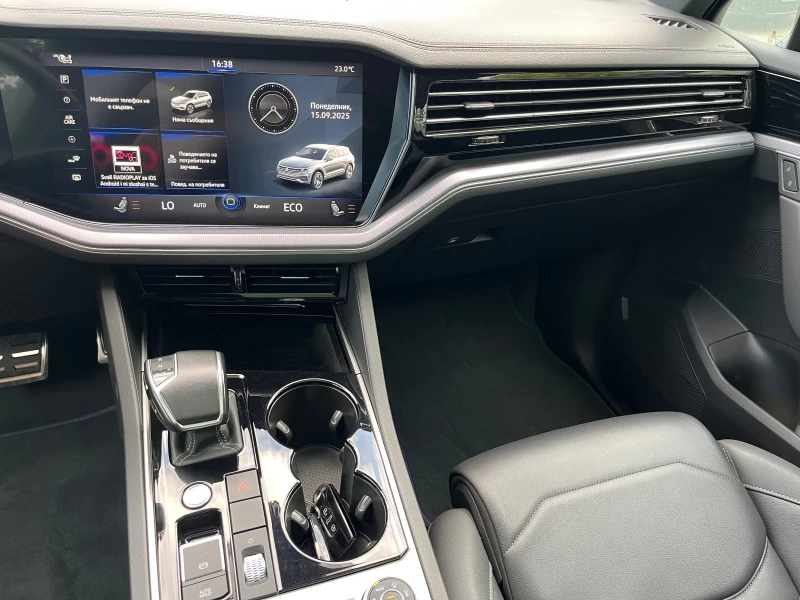 VW Touareg 3.0/R-line/eHybrid/4Motion, снимка 9 - Автомобили и джипове - 51727922