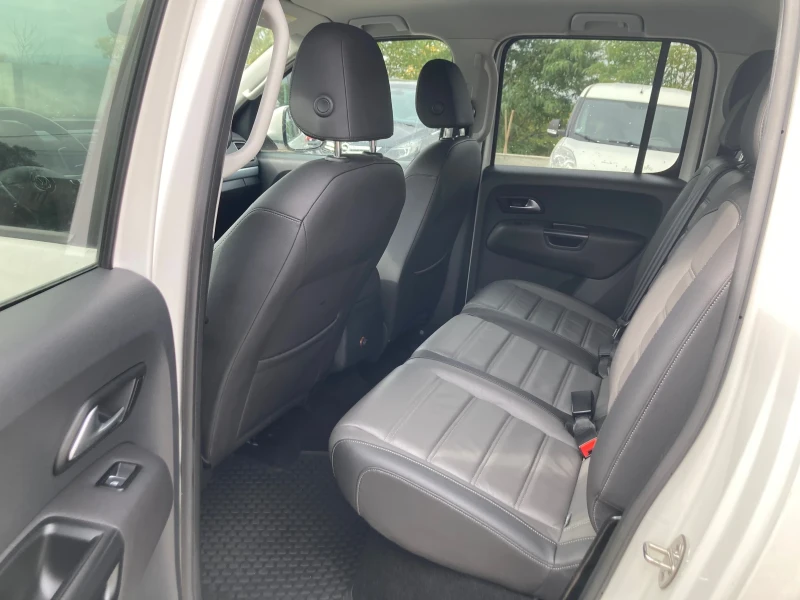 VW Amarok 3.0 TDI V6 4MOTION 258к.с., снимка 11 - Автомобили и джипове - 52088094