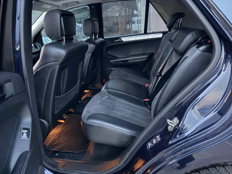 Mercedes-Benz ML 320, снимка 11 - Автомобили и джипове - 52630233