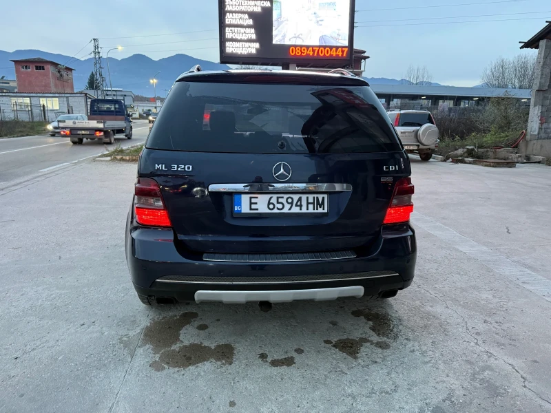 Mercedes-Benz ML 320, снимка 5 - Автомобили и джипове - 52630233