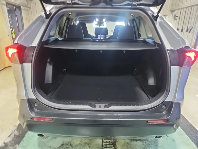 Toyota Rav4 * LE * CARFAX * , снимка 13 - Автомобили и джипове - 52959195