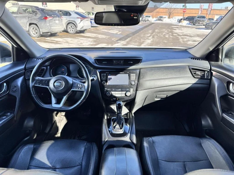 Nissan Rogue AWD SL PLATINUM/ TWO SETS OF TIRES/KEYLESS* КОЖА, снимка 10 - Автомобили и джипове - 53560300