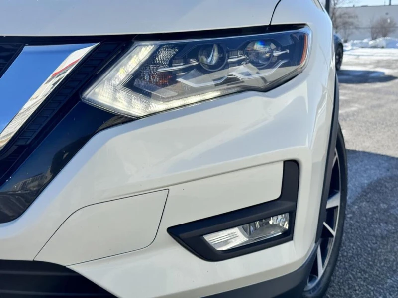 Nissan Rogue AWD SL PLATINUM/ TWO SETS OF TIRES/KEYLESS* КОЖА, снимка 6 - Автомобили и джипове - 53560300