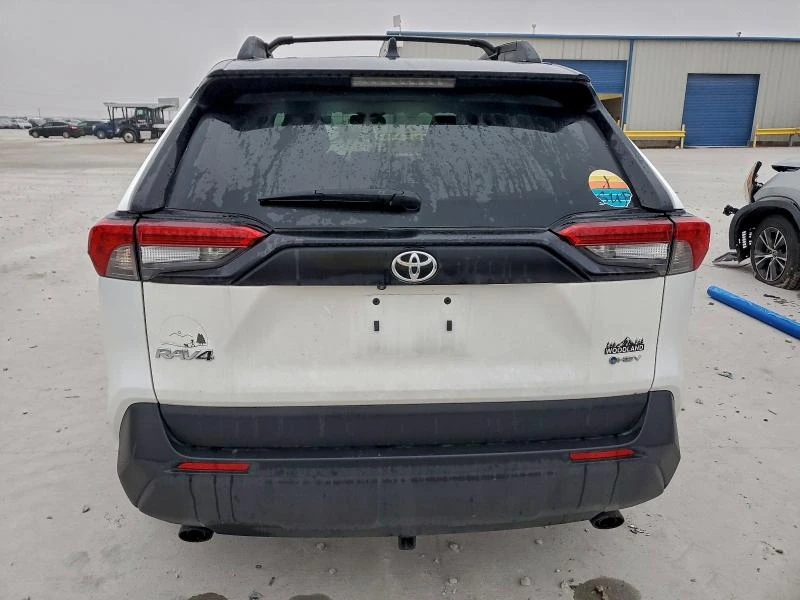 Toyota Rav4 WOODLAND EDITION* КЛип на мотора* CARFAX - изображение 6