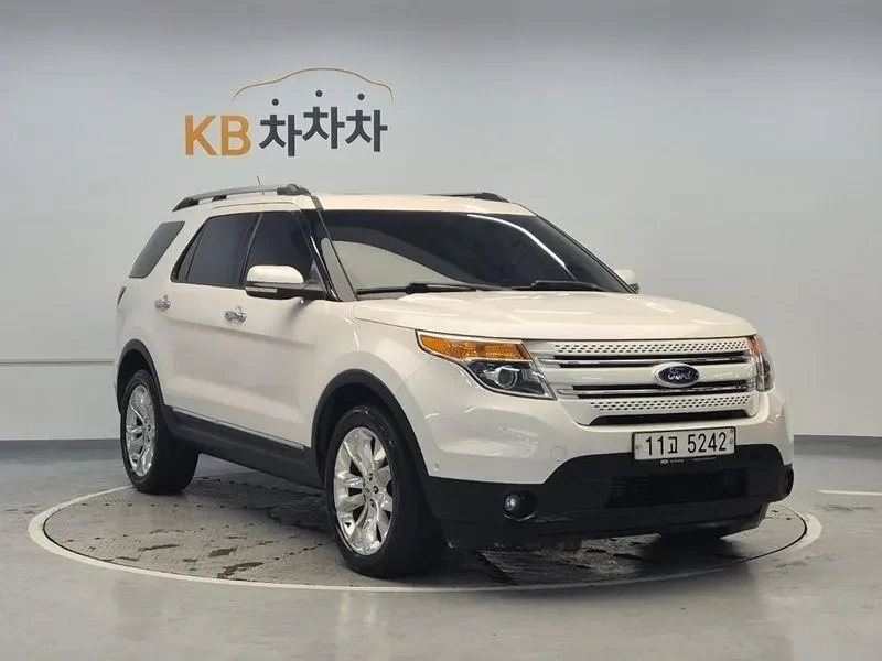 Ford Explorer 3.5 AWD, снимка 4 - Автомобили и джипове - 54350154