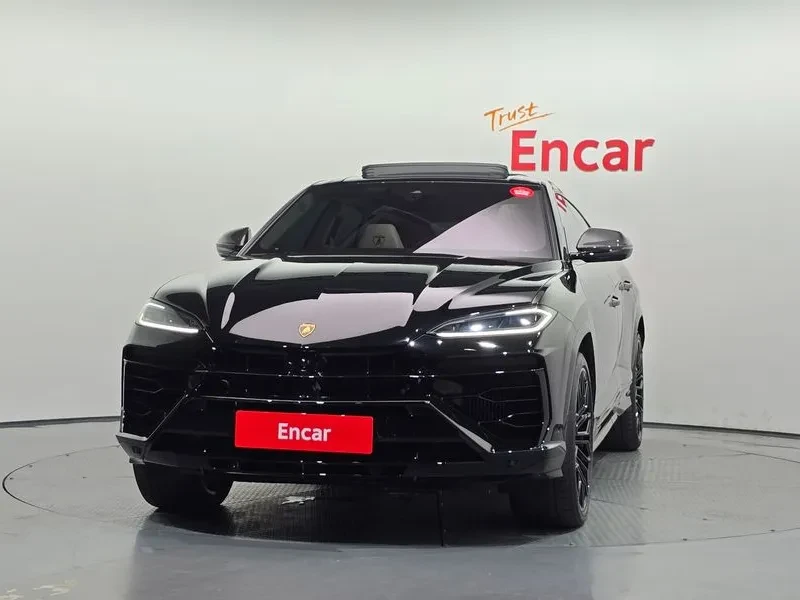 Lamborghini Urus 4.0 V8 SE, снимка 3 - Автомобили и джипове - 54930565