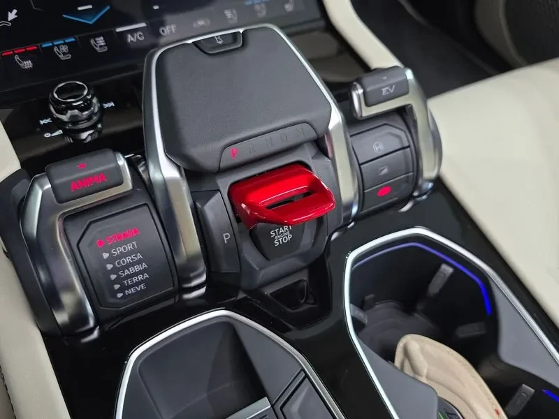 Lamborghini Urus 4.0 V8 SE, снимка 9 - Автомобили и джипове - 54930565