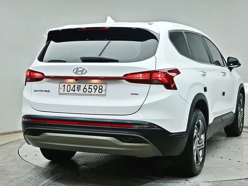 Hyundai Santa fe Diesel 2.2 4Wd Premium, снимка 2 - Автомобили и джипове - 55952930