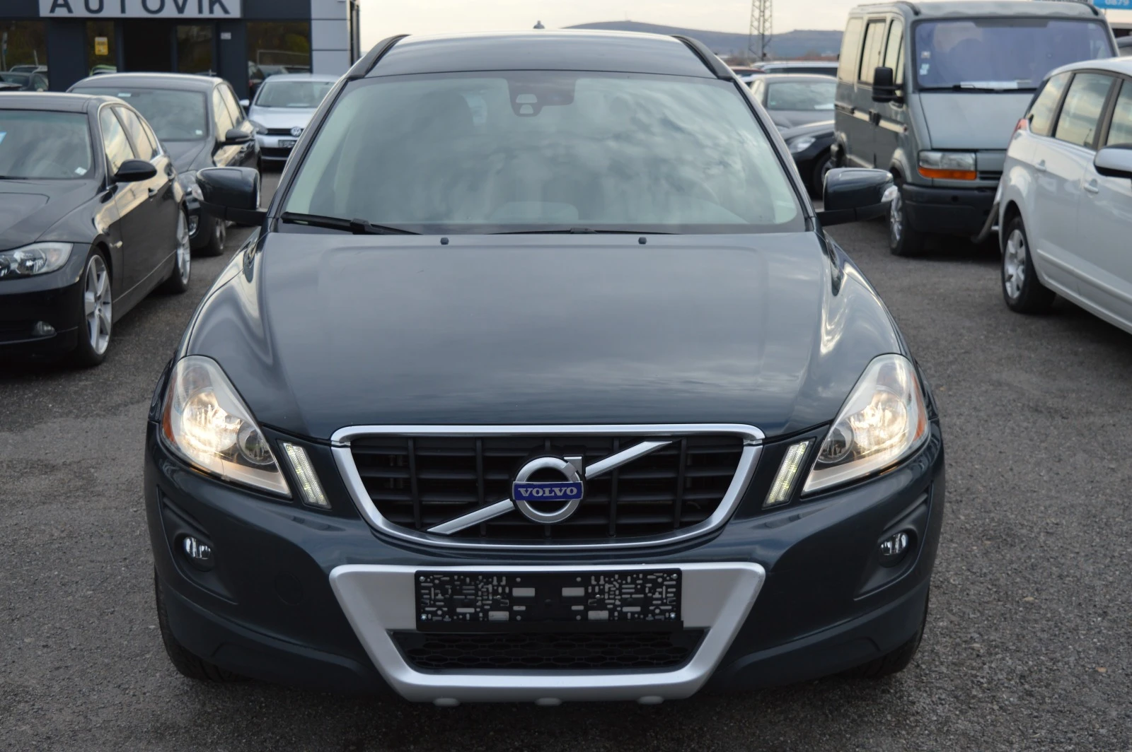 Volvo XC60 2.4-D5-FULL EKSTRI - изображение 2