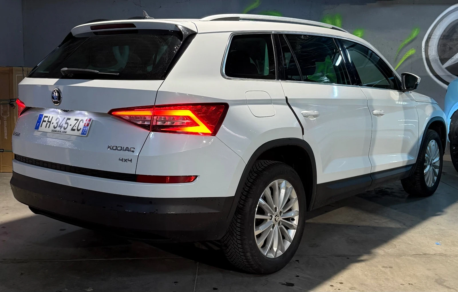 Skoda Kodiaq 2.0* 150* 4x4* НОВ ВНОС - изображение 6