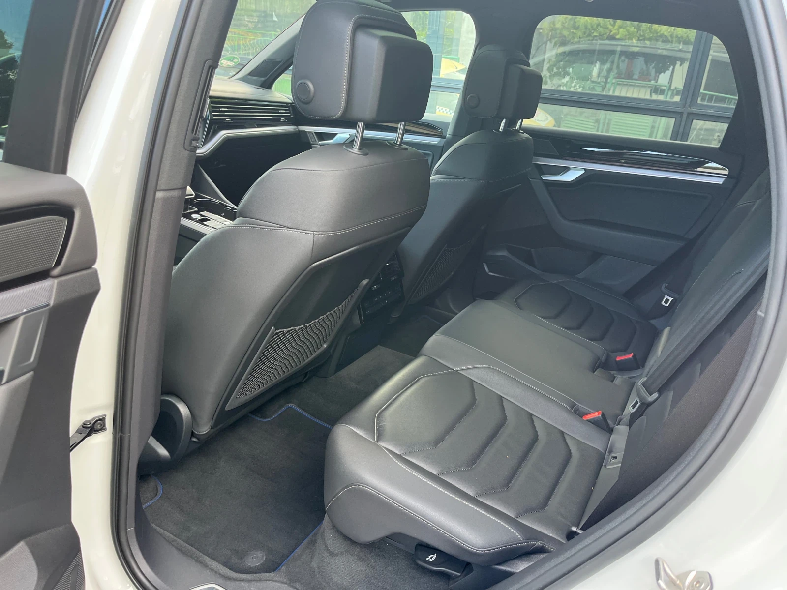 VW Touareg 3.0/R-line/eHybrid/4Motion | Mobile.bg   16