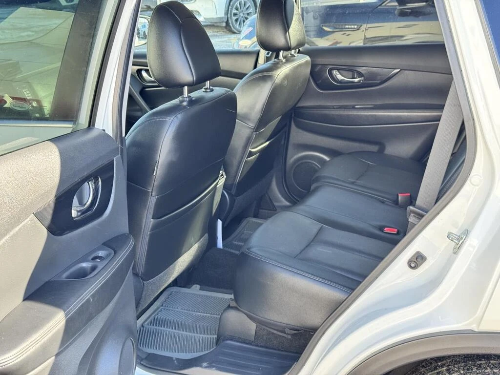 Nissan Rogue AWD SL PLATINUM/ TWO SETS OF TIRES/KEYLESS* ���� | Mobile.bg � ����������� 14