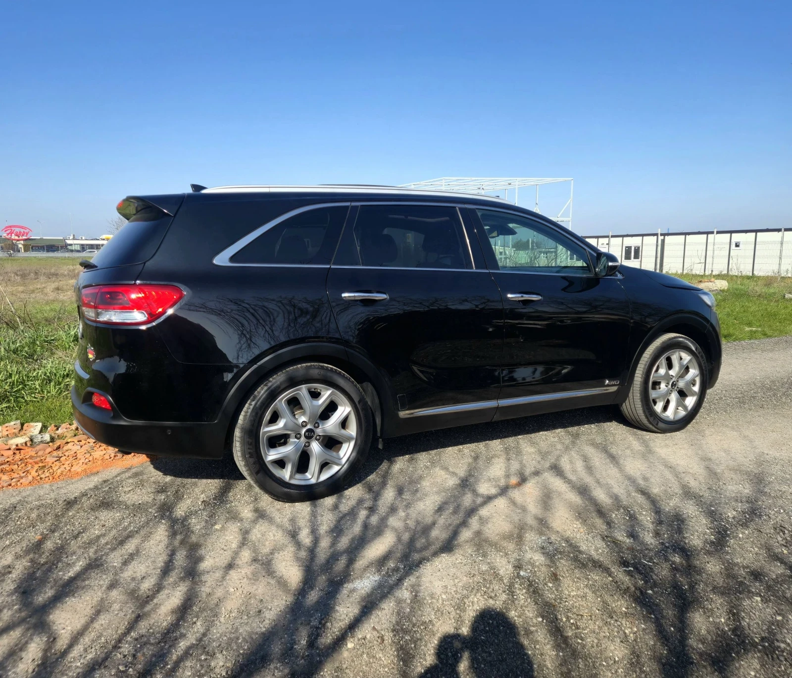 Kia Sorento FULL PLATINIUM 2.2CRDI 4WD CARPLAY WAZE 360 КАМЕРИ - изображение 3