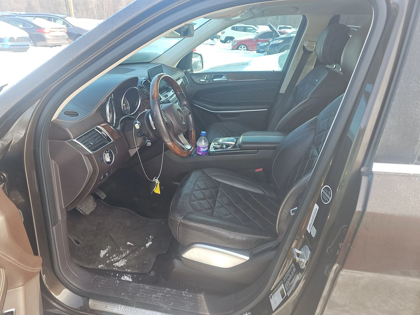 Mercedes-Benz GLS 500 AMG* PACK* DESIGNO* ОБДУХВАНЕ* ДИСТРОНИК* , снимка 11 - Автомобили и джипове - 53724969