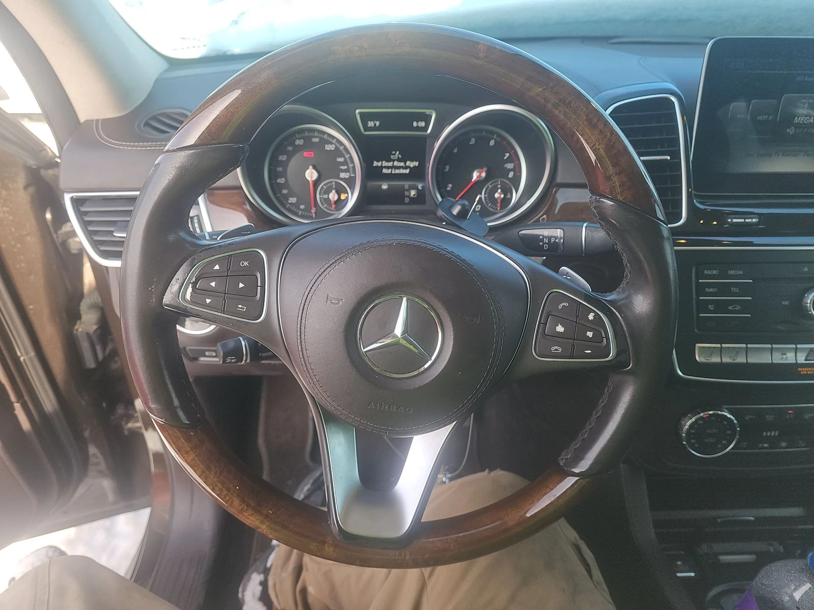 Mercedes-Benz GLS 500 AMG* PACK* DESIGNO* ОБДУХВАНЕ* ДИСТРОНИК*  - изображение 8