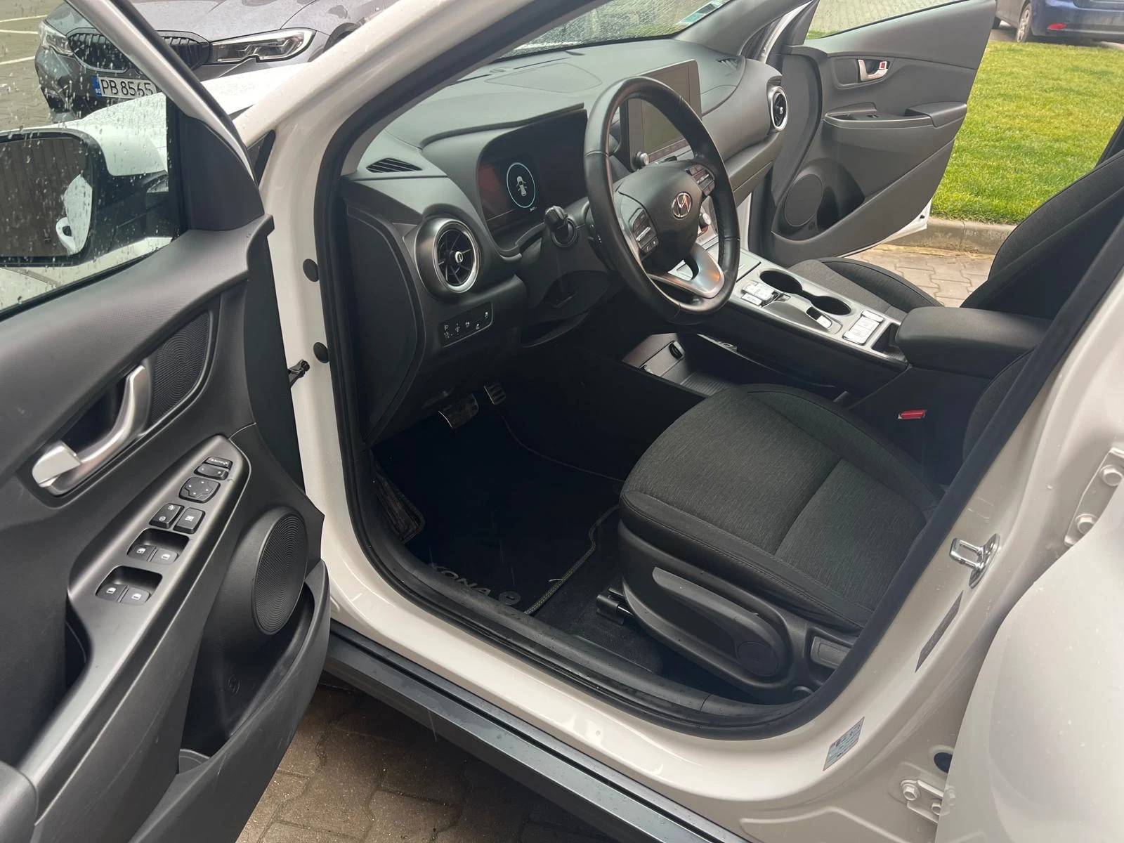 Hyundai Kona 252евро /месец   ГАРАНЦИЯ / SOH 100%, снимка 9 - Автомобили и джипове - 53894483