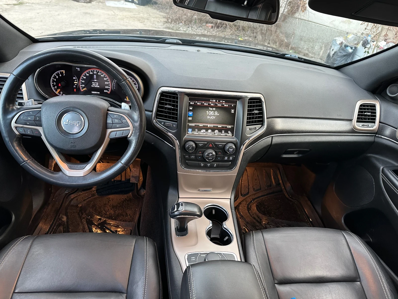 Jeep Grand cherokee Limited 3.6 , снимка 15 - Автомобили и джипове - 54308201