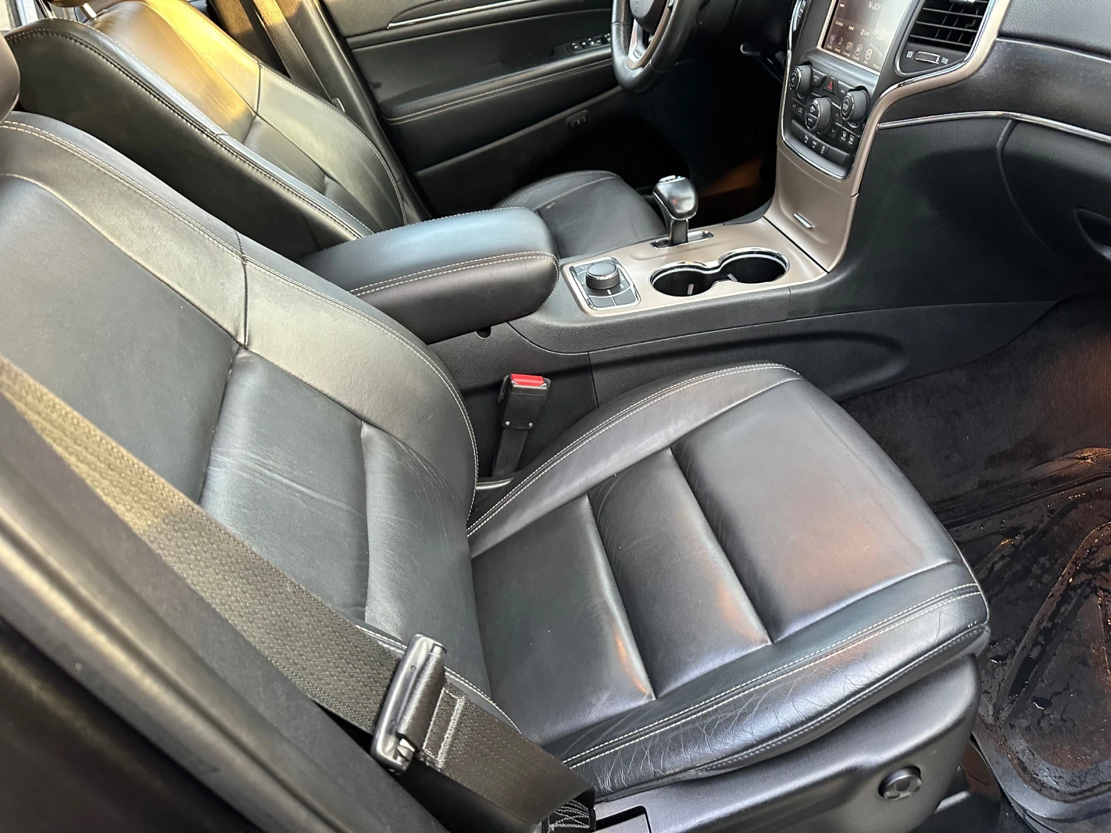 Jeep Grand cherokee Limited 3.6 , снимка 16 - Автомобили и джипове - 54308201