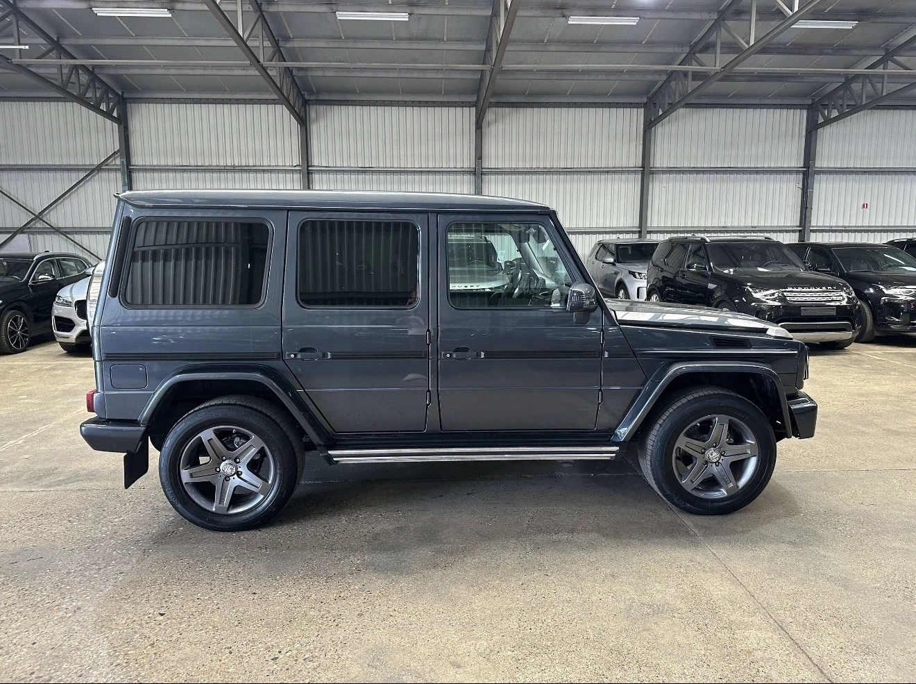 Mercedes-Benz G 350 AMG-PAKET-164.000km-РЕАЛНИ И ДОКАЗУЕМИ-УНИКАТ, снимка 4 - Автомобили и джипове - 55285528