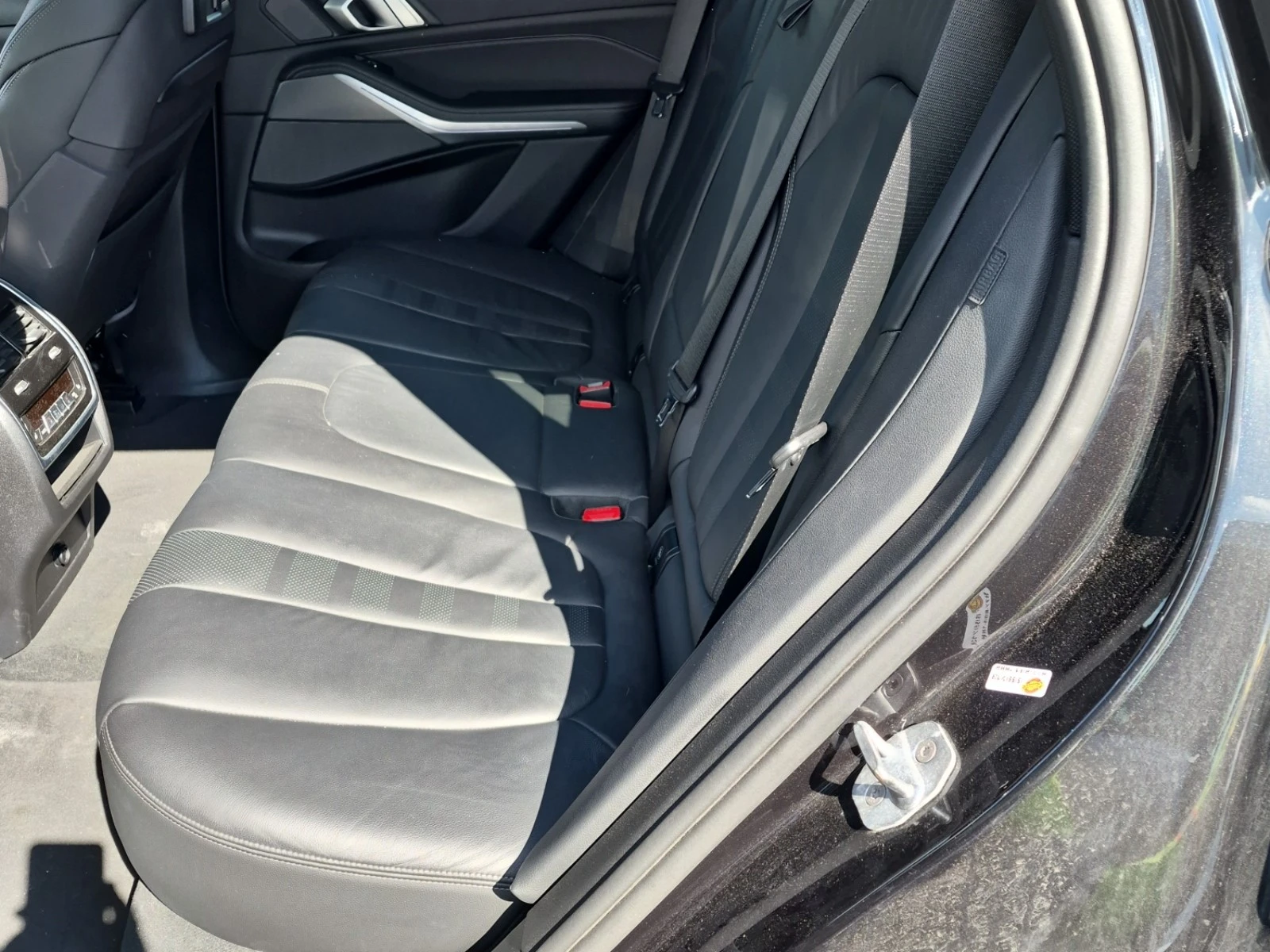 BMW X5 XDRIVE40I* MPACK* LASER* DISTR* HUD* PANO* KEYLESS, снимка 12 - Автомобили и джипове - 55404568