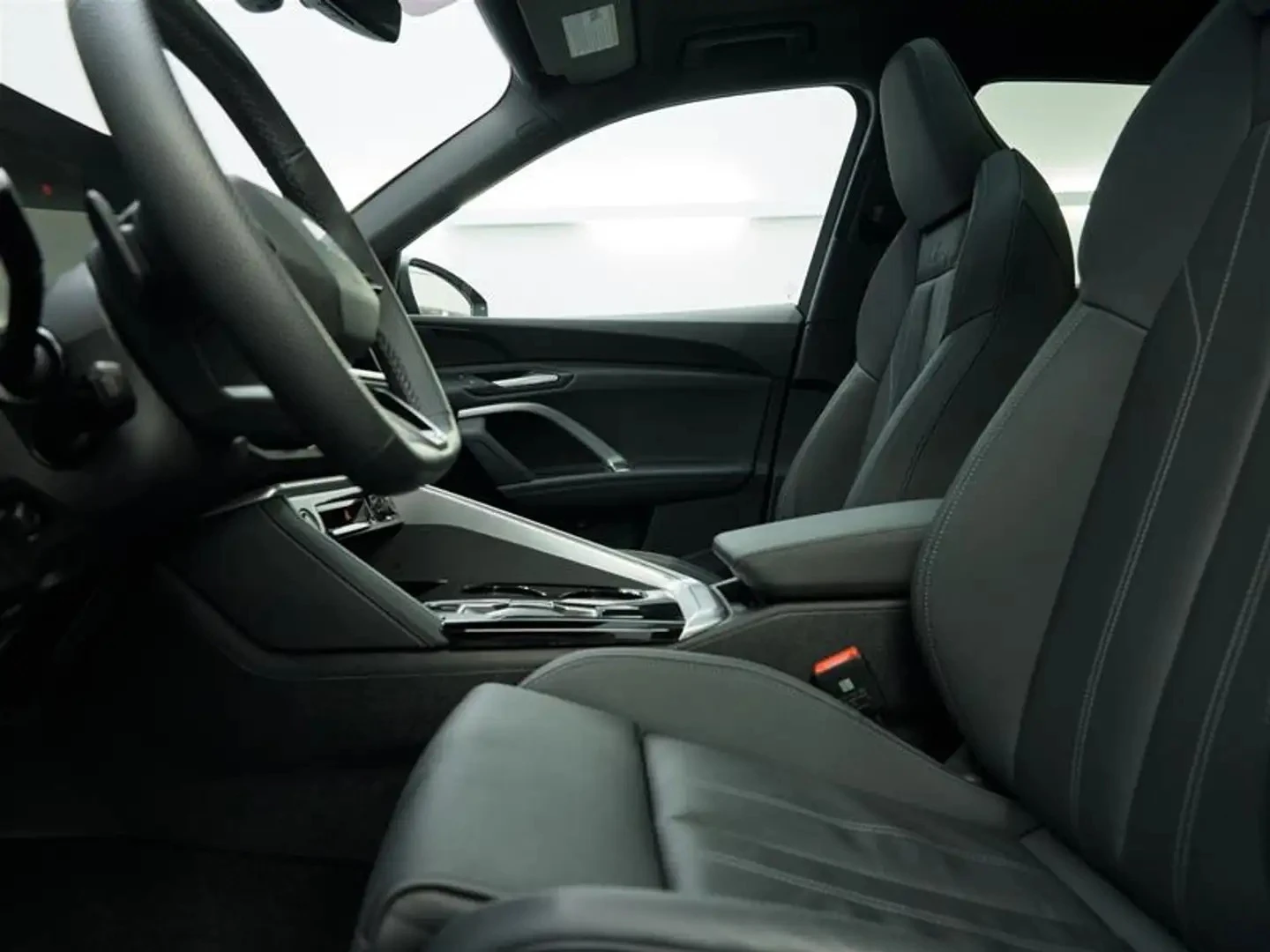 Audi Q5 PROGRESSIV S LINE ЦЕНА ДО БЪЛГАРИЯ АВТОКРЕДИТ, снимка 9 - Автомобили и джипове - 55779558