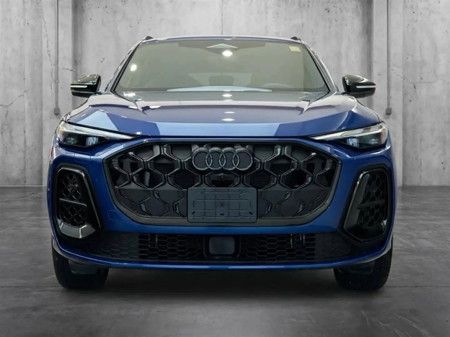 Audi Q5 PROGRESSIV S LINE ЦЕНА ДО БЪЛГАРИЯ АВТОКРЕДИТ, снимка 2 - Автомобили и джипове - 55779558
