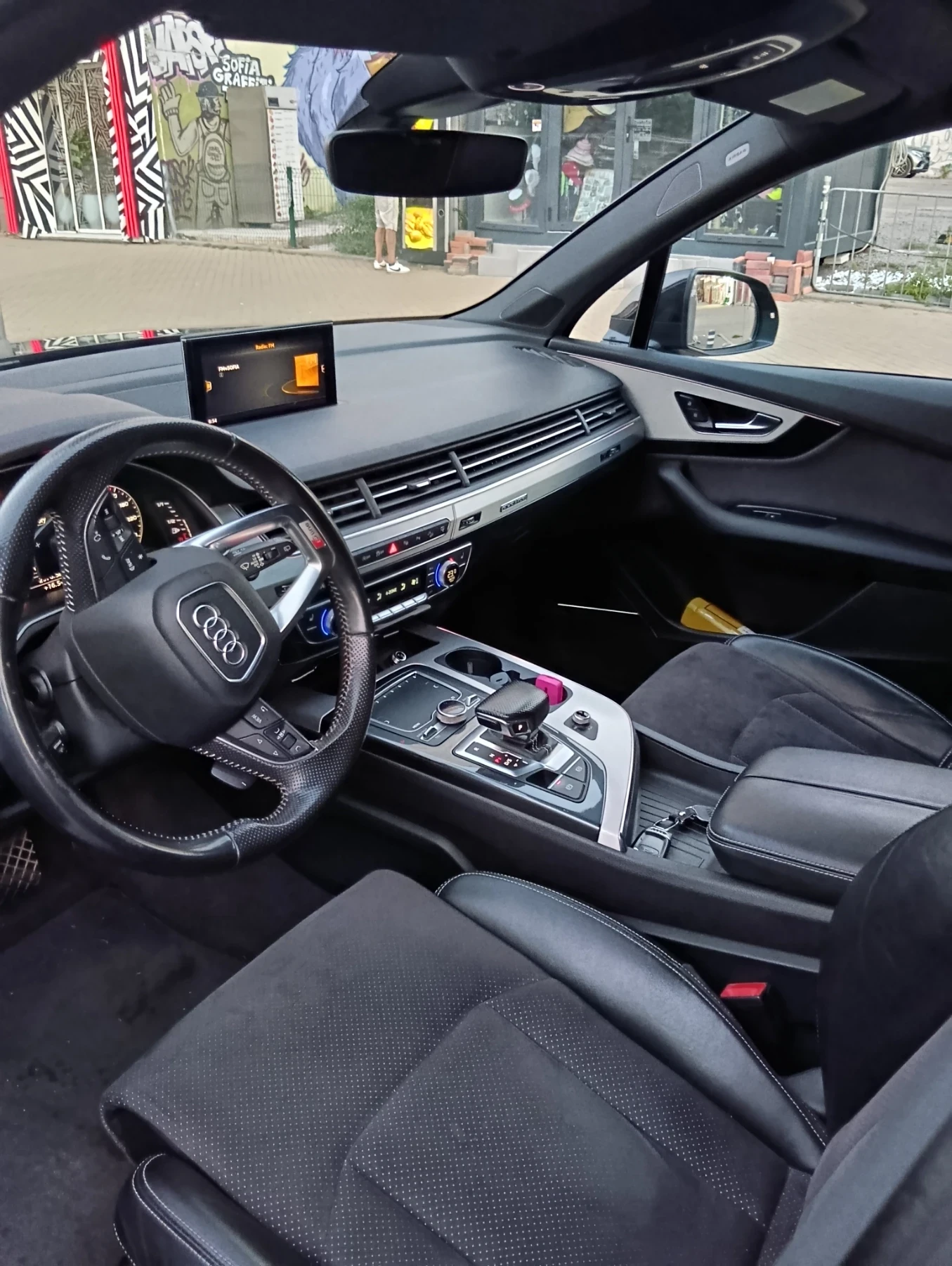 Audi Q7, снимка 7 - Автомобили и джипове - 56015224