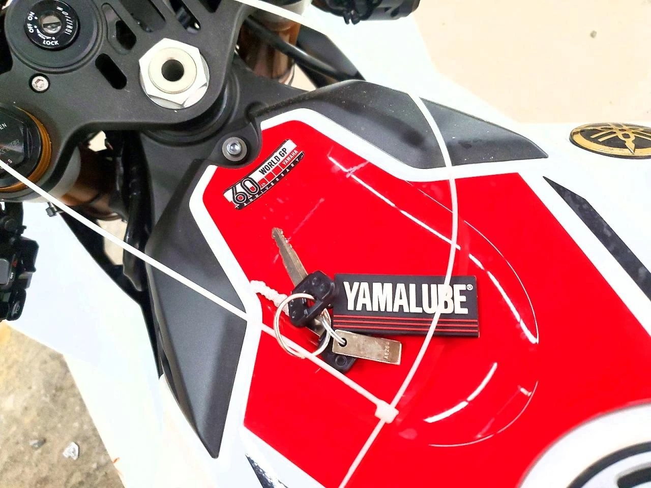 Yamaha YZF-R1 60th ANNIVERSARY* YOSHIMURA, снимка 8 - Мотоциклети и мототехника - 53952749