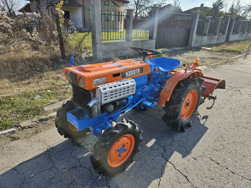 Трактор Yanmar KUBOTA B7000, снимка 1 - Селскостопанска техника - 48335607