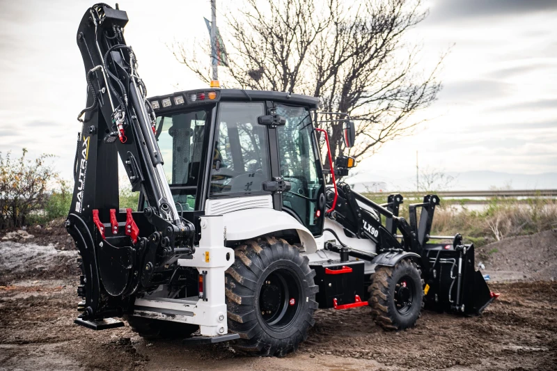 Багер Друга марка Bautrax BLX90, снимка 6 - Индустриална техника - 52403166