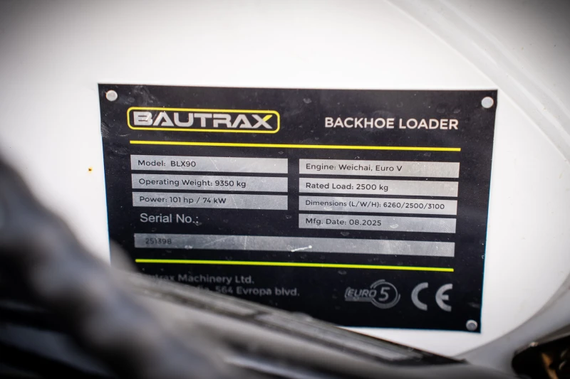 Багер Друга марка Bautrax BLX90, снимка 16 - Индустриална техника - 52403166