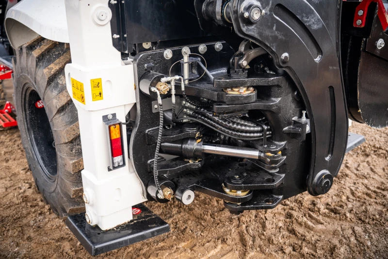 Багер Друга марка Bautrax BLX90, снимка 13 - Индустриална техника - 52403166